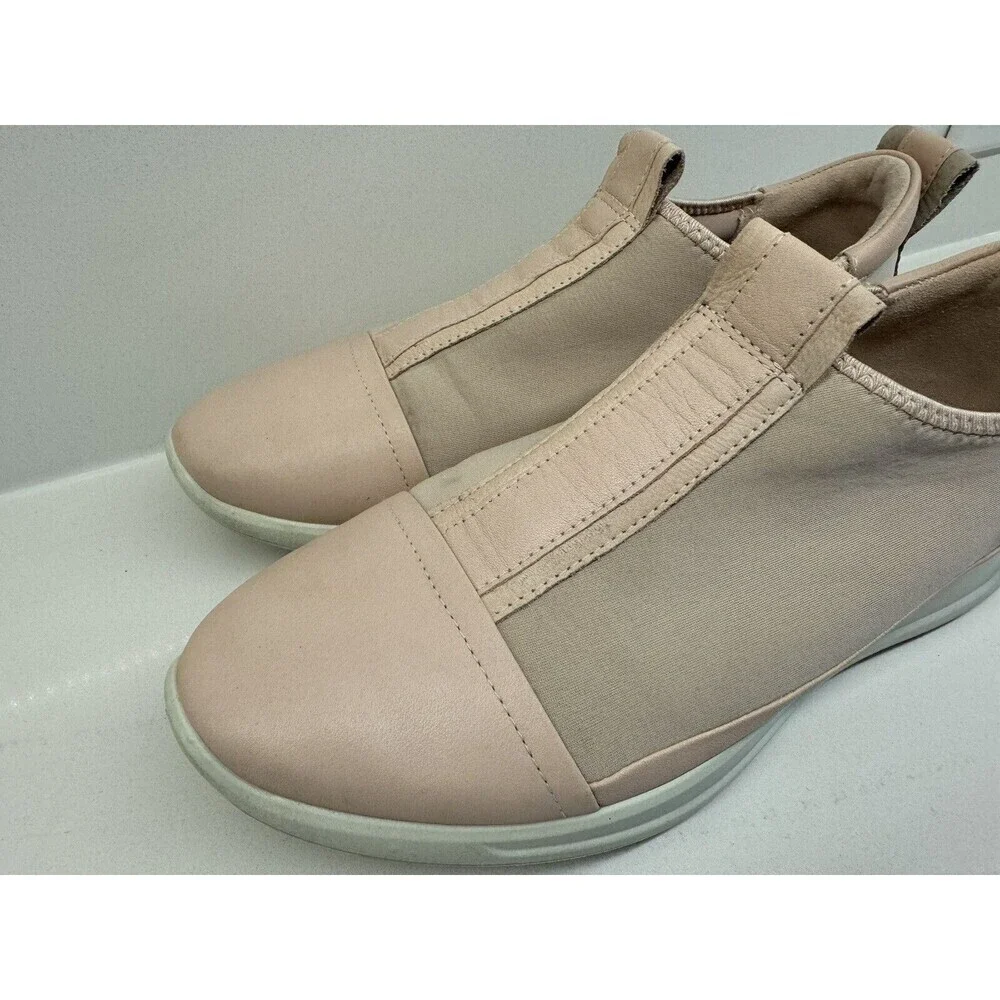 Ecco Gillian sneakers Rose Dust blush Women's Comfort slip on Sneaker - US 8